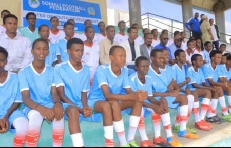 Sport : un nouvel espoir pour les jeunes footballeurs de Kismayo