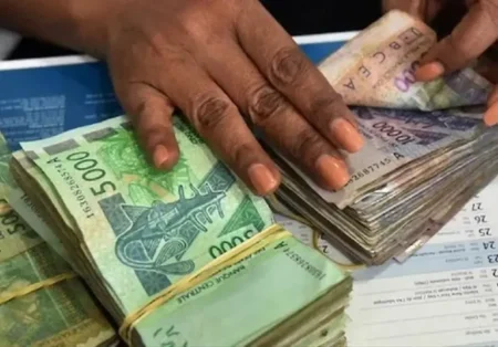 Burkina: une dizaine de fonctionnaires poursuivis pour corruption