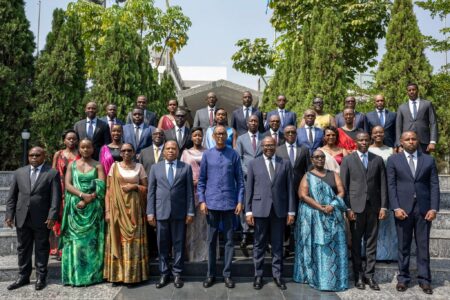 Kagame appelle contre la soumission et pour la dignité africaine