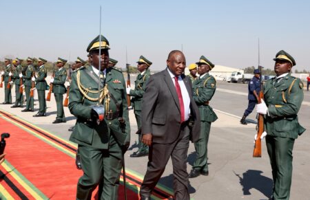 Ramaphosa à Harare pour l’ouverture du Salon agricole du Zimbabwe