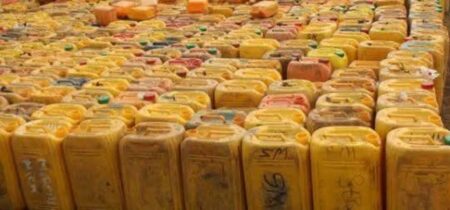 Angola : saisie de plus de 9 000 litres de carburant et 22 000 $