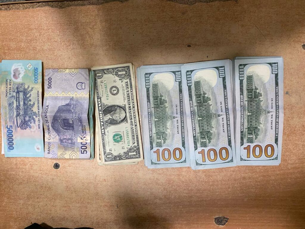 Angola : un citoyen vietnamien arrêté avec plus de 27.000 USD