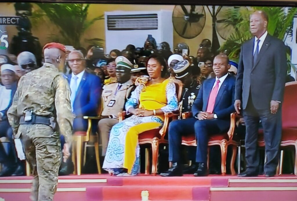 RCI: Oligui Nguema assiste au défilé militaire du 7 août