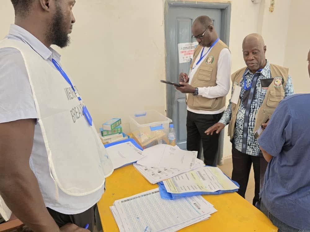 Guinée : Cédéao et UA saluent le bon déroulement du référendum