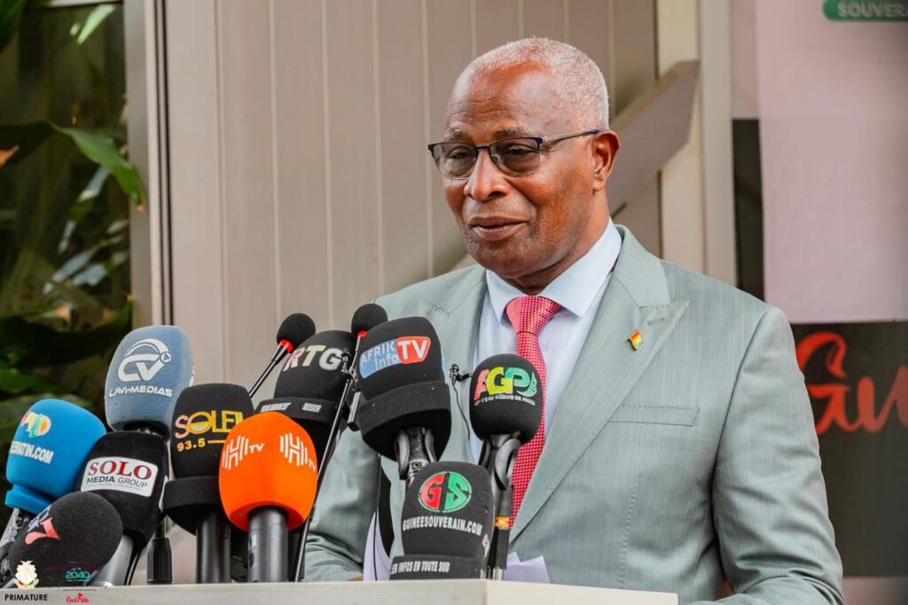 Guinée: Bah Oury écarte la démission après la victoire du "Oui" | APAnews - Agence de Presse Africaine
