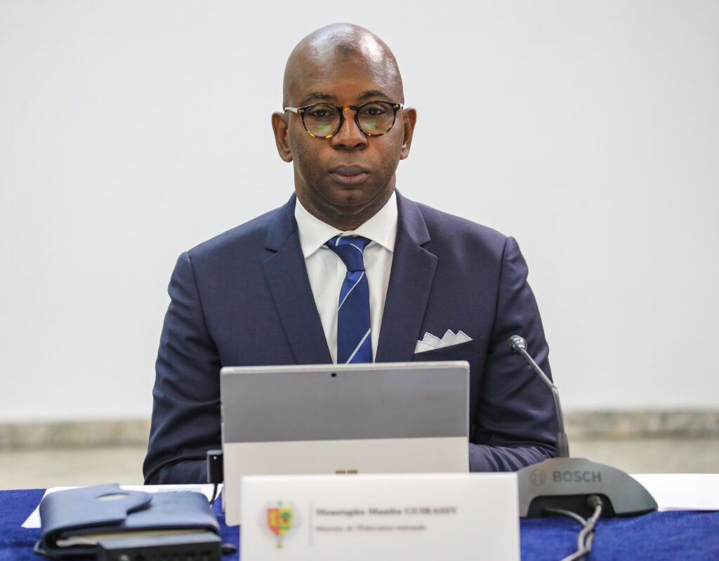Sénégal/Éducation : 105 000 enseignants formés à l’IA