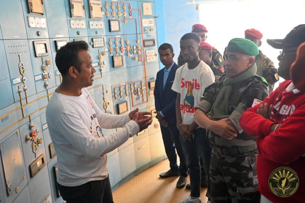Madagascar : Randrianirina accorde la priorité à l’énergie