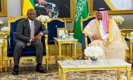 Gabon: le président reçoit les ambassadeurs d’Arabie saoudite et d’Espagne