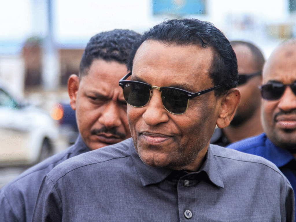 Libye : Dbeibah invite le PM soudanais Kamel Idris à Tripoli
