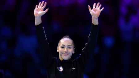 Mondiaux de gymnastique artistique: Kaylia Nemour frôle le podium