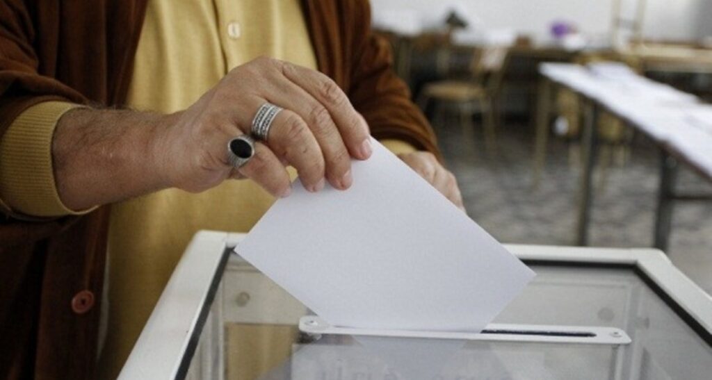 Surenchère politique en Algérie : un système à bout de souffle