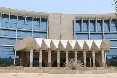 Gabon: l’Assemblée nationale de la Transition a clos ses travaux