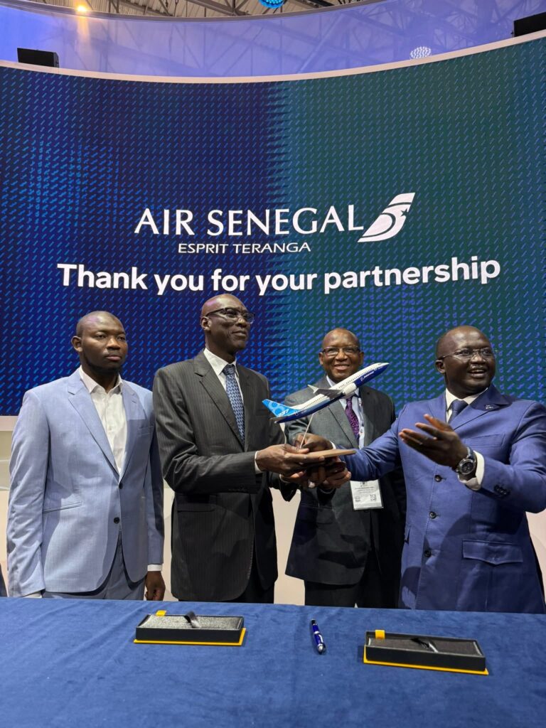 Air Sénégal commande 9 Boeing 737 Max au Dubai Air Show 2025