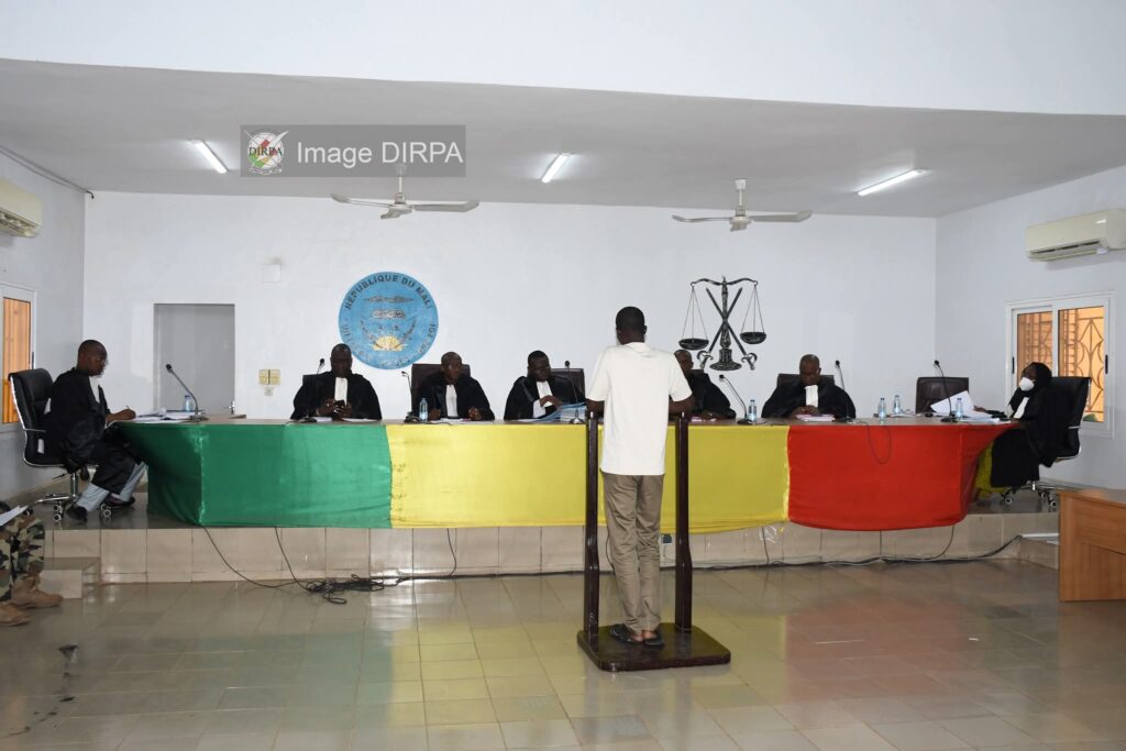 Mali: vol, désertion et indiscipline aux audiences militaires