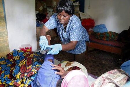 Liberia: lutte contre la mortalité maternelle et néonatale