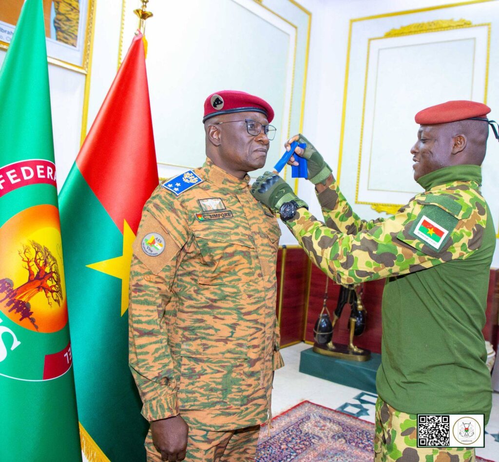 Burkina : Célestin Simporé officiellement Général de division