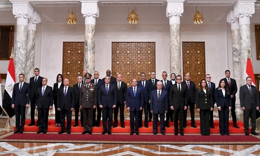 Égypte: remaniement ministériel et nouveau ministre de la Défense