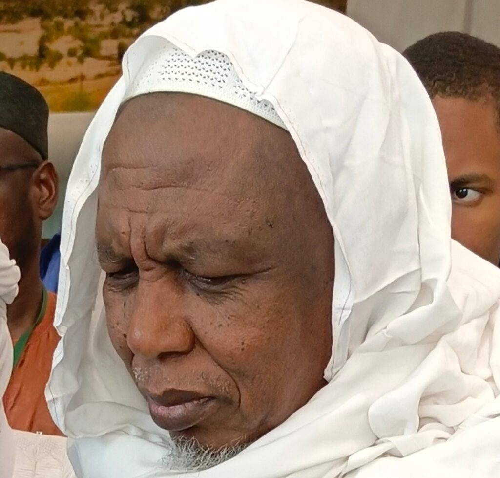 À Nouakchott, Mahmoud Dicko plaide pour une refondation du Mali