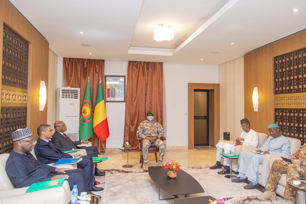 Economie : Assimi Goïta échange avec le gouverneur de la BCEAO