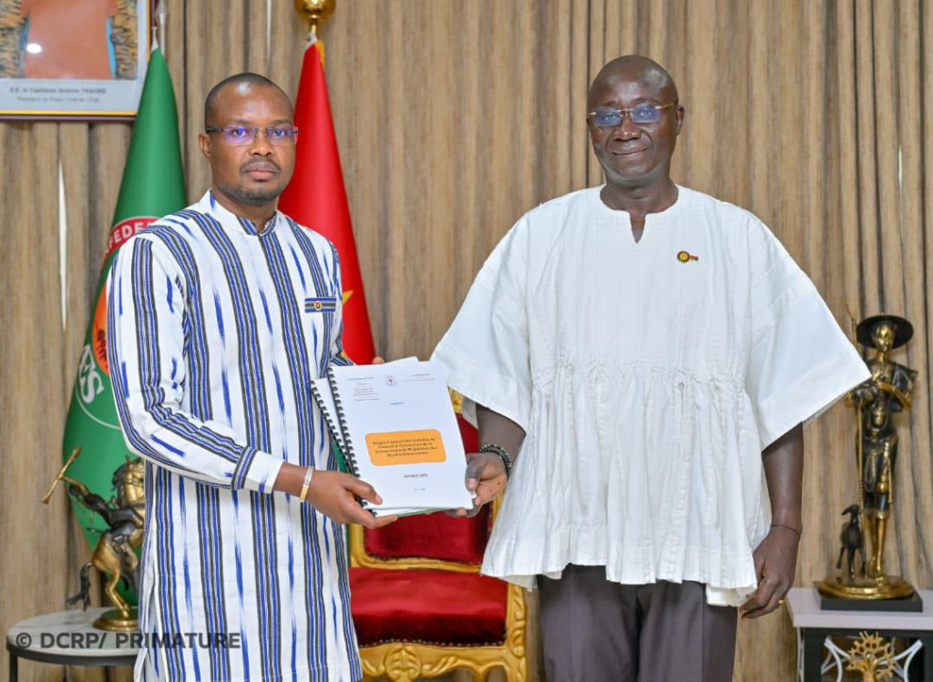 Burkina : 421 goulots dans l’administration publique