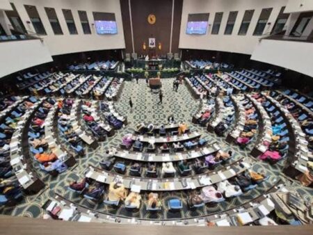 Cameroun: le Parlement crée un poste de vice-président
