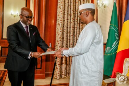Le chef de la diplomatie rwandaise reçu par le président tchadien