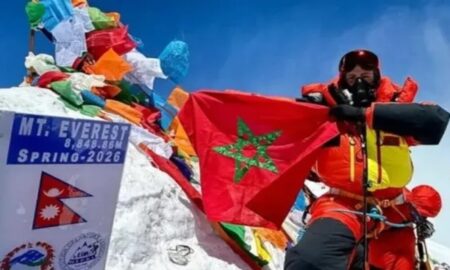 Maroc: Le Roi félicite l’alpiniste Nawal Sfendla