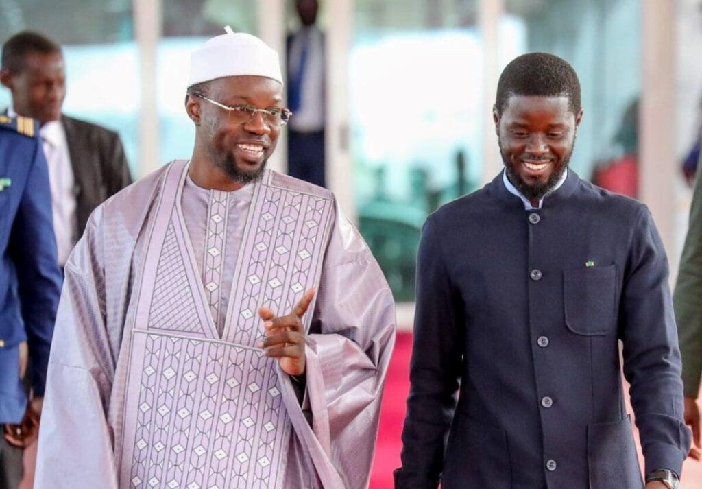 Sénégal : retour sur les mois de crispations ayant conduit à la révocation de Sonko