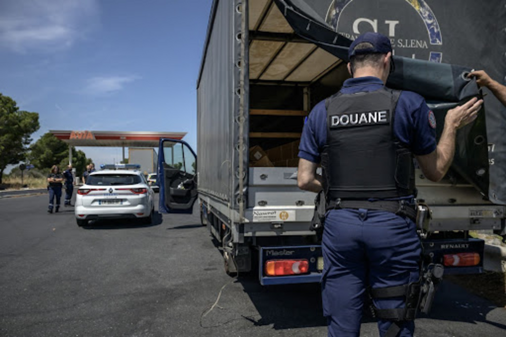 Maroc-France : près de 2,7 tonnes de cannabis saisies à Sète