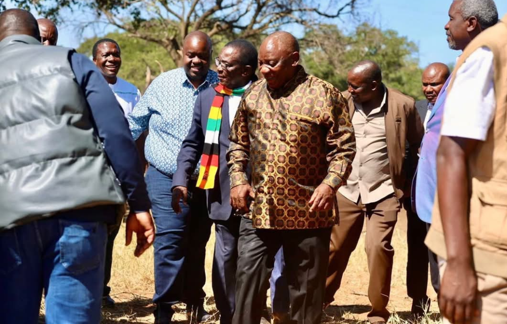Ramaphosa dément tout lien avec un homme d’affaires zimbabwéen