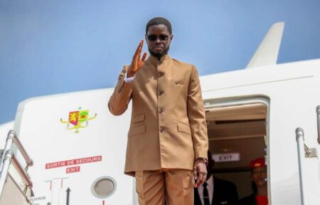 Sénégal : le président Faye à Accra pour une conférence sur la justice réparatrice