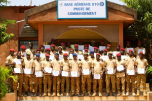 Burkina : fin de formation pour 40 guideurs aériens de l’armée