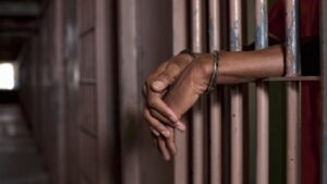 Burkina : un détenu décroche son BEPC avec la mention « Assez bien »