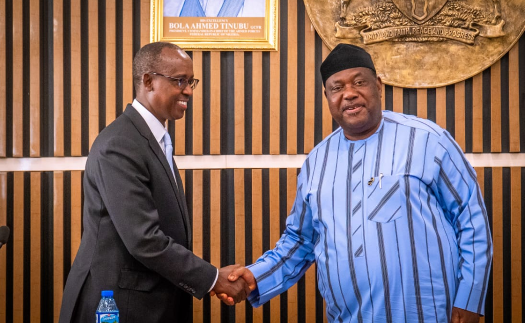 Abuja et Kampala relancent leur coopération économique