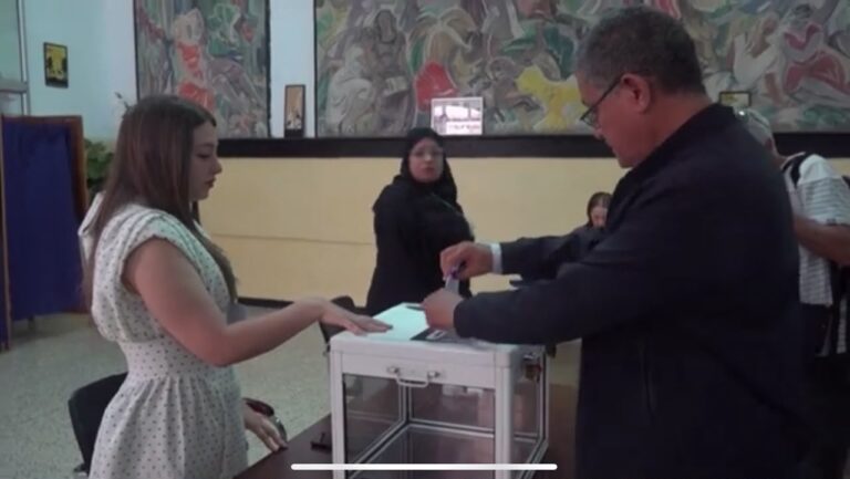 Algérie/législatives: recours et nouvelle séquence pré-validation