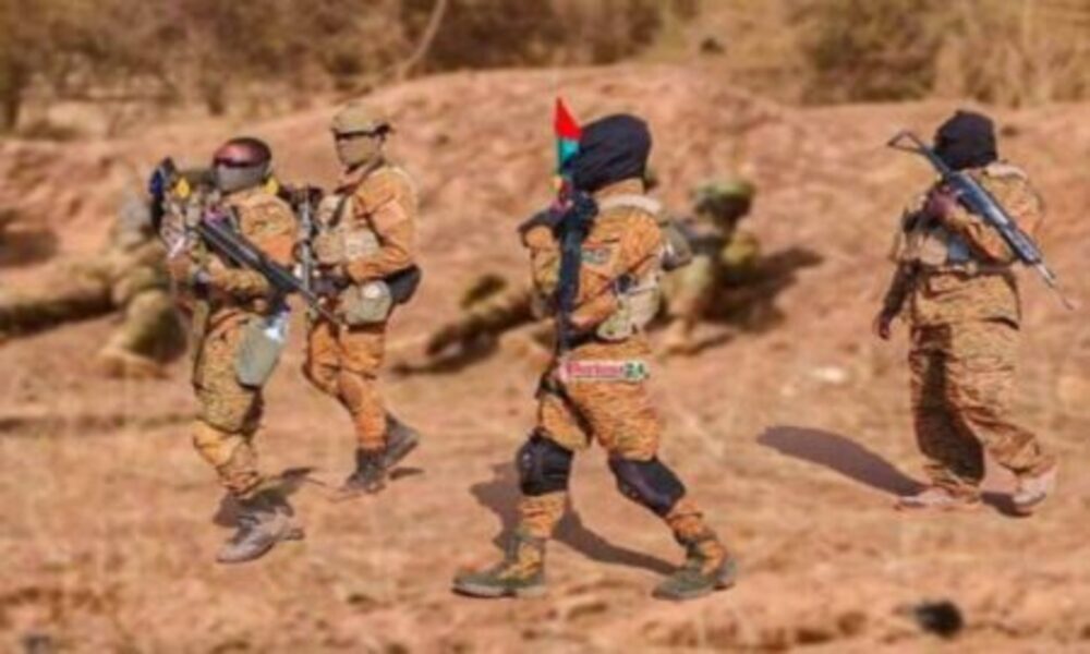 Au Burkina, les groupes armés recrutent des enfants