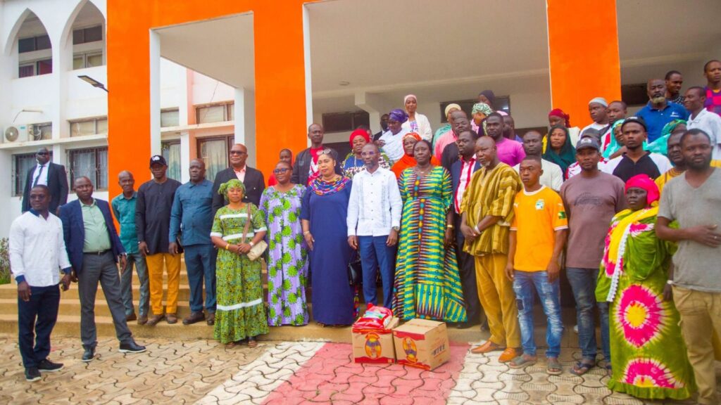 Marché Bondoukou: Pro-Côte d’Ivoire, un parti, aide les sinistrés