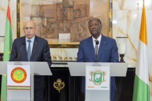 Alassane Ouattara et El Ghazouani échangent à Abidjan