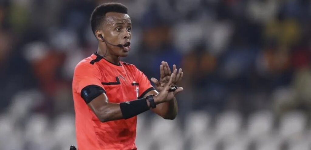Supercoupe : le Somalien Omar Artan dirigera PSG-Aston Villa