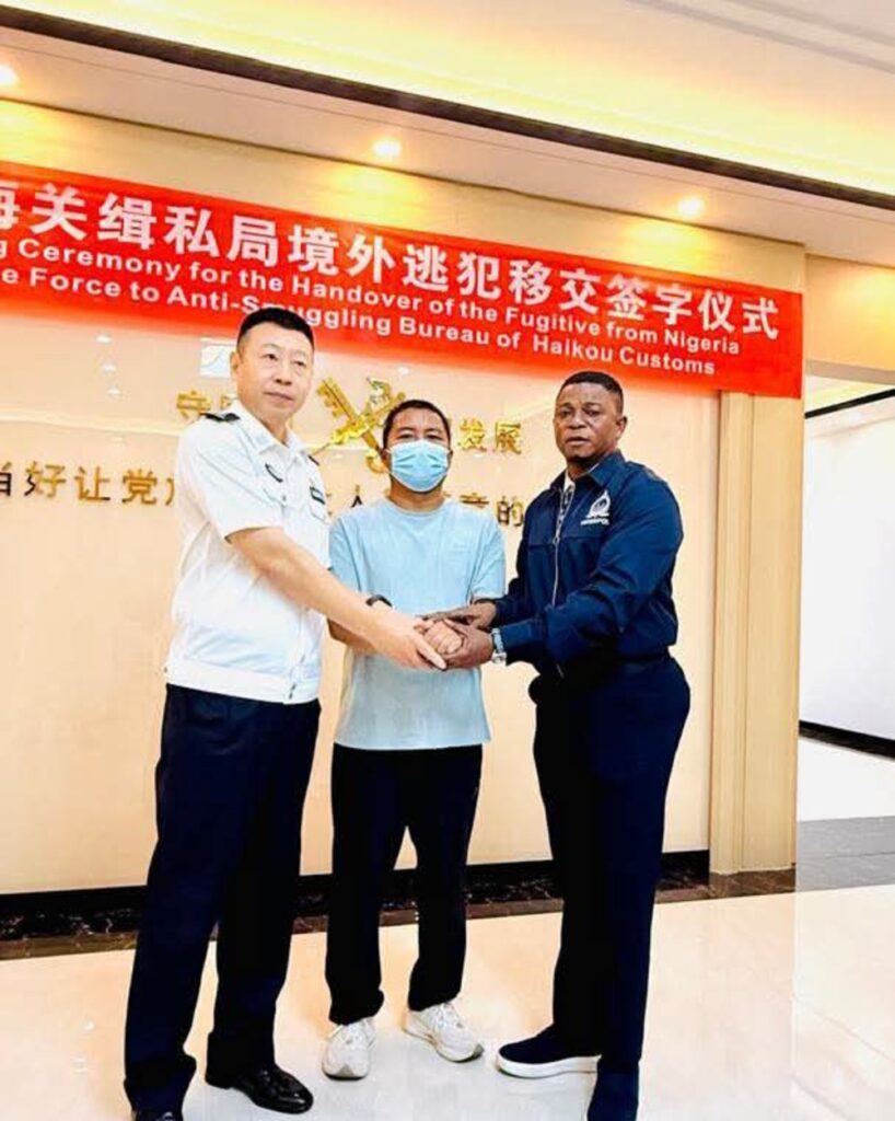 Nigéria/INTERPOL : un fugitif chinois extradé vers la Chine