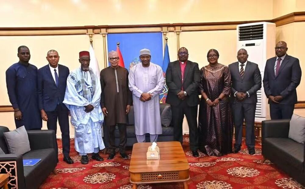 Adama Barrow promet une présidentielle pacifique et crédible