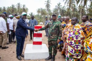 Abidjan et Accra fixent leur frontière terrestre et maritime
