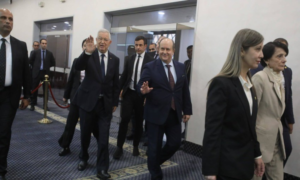 Algérie: rentrée parlementaire sous le signe des appels à l’unité